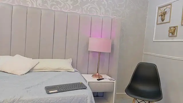 Emily  Stef online show from July 2026 11:48:02 AM