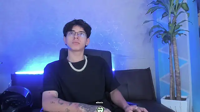 Angel scott2 online show from February 2026 11:41:01 AM