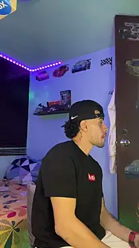 TOMAS CONOR online show from February 2026 02:01:02 AM