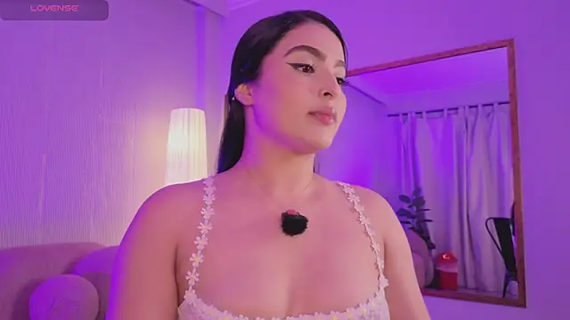 Stephany Harlot online show from April 2026 11:22:02 PM