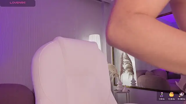 Stephany Harlot online show from July 2026 11:51:01 PM