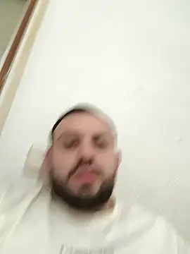 Snapshot of Ades199729 chatting on February 2026 10:08:02 PM Ades199729 online show from February 2026 10:08:02 PM