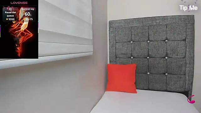 Snapshot of Little_Twink19x chatting on March 2026 07:19:01 PM Little Twink19x online show from March 2026 07:19:01 PM