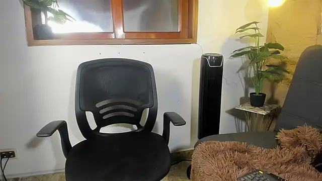 Jeremy wallker online show from May 2026 09:01:02 PM