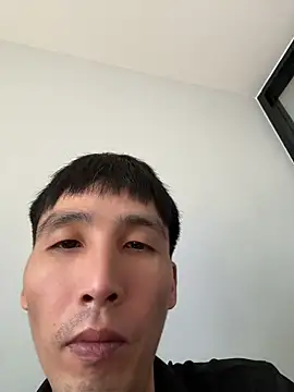 zhuendong000001 online show from July 2026 07:43:01 AM