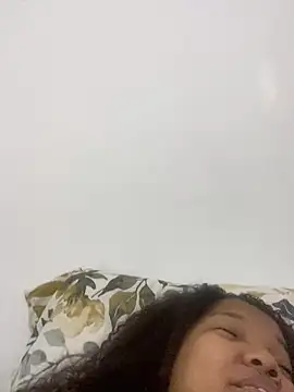 kataleyaRoux online show from March 2026 11:31:02 PM