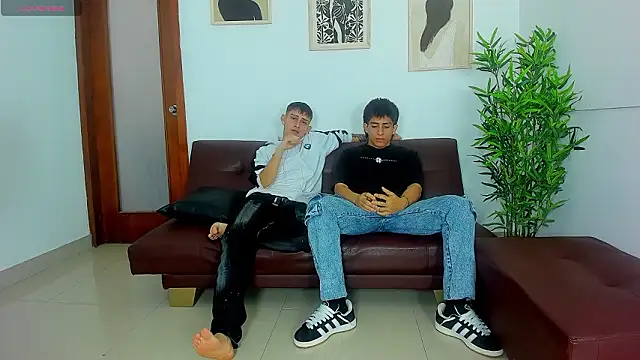 crazyhouse01 online show from February 2026 07:56:01 PM