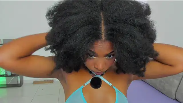 Snapshot of amatiisturr chatting on March 2026 05:40:01 PM amatiisturr online show from March 2026 05:40:01 PM