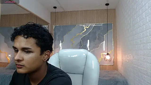 velvet o online show from February 2026 02:41:01 AM