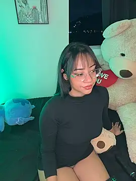 AriaKyle online show from April 2026 02:47:01 AM