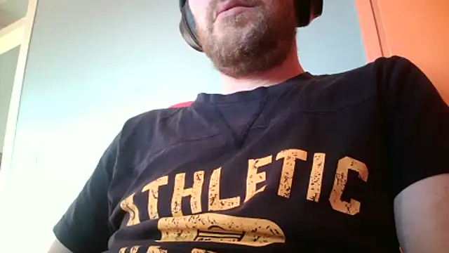 truble78 online show from May 2026 04:04:02 PM