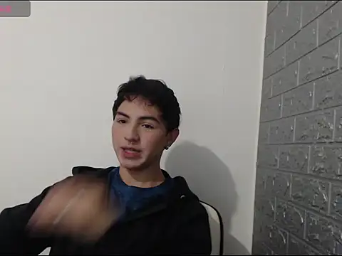 crissfer1 online show from February 2026 08:18:01 PM