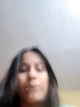 Mia belve a online show from May 2026 03:56:01 AM