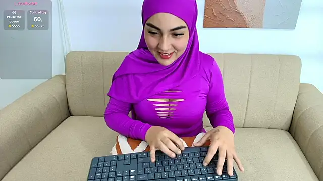 Malika Noor online show from February 2026 02:40:02 PM