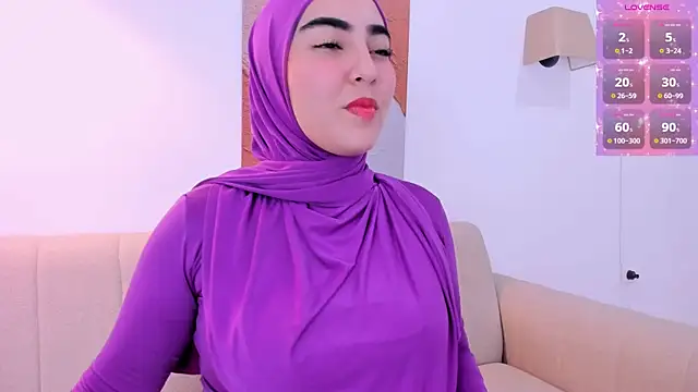 Malika Noor online show from July 2026 03:04:02 PM