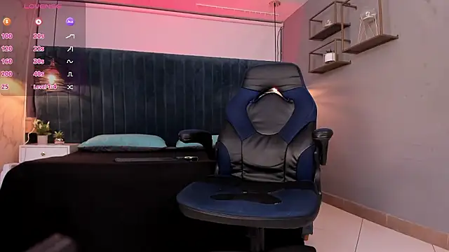 Snapshot of liam_es chatting on February 2026 02:32:01 AM liam es online show from February 2026 02:32:01 AM