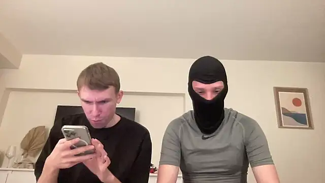 Snapshot of mikenjay chatting on February 2026 07:12:02 PM mikenjay online show from February 2026 07:12:02 PM