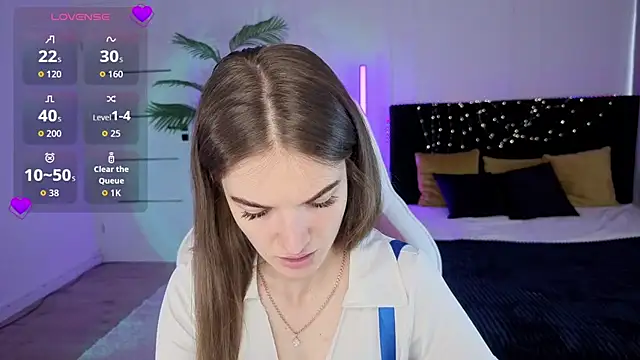 Ann Wood online show from July 2026 02:13:01 PM