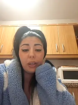 Snapshot of matrimonio005 chatting on February 2026 11:12:01 PM matrimonio005 online show from February 2026 11:12:01 PM