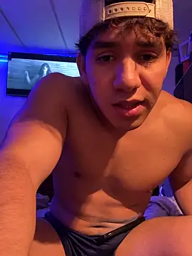 Alejandrososas online show from March 2026 08:52:02 PM