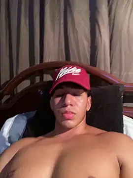 Alejandrososas online show from May 2026 12:07:02 AM
