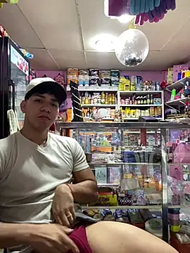 Alejandrososas online show from July 2026 02:02:01 PM