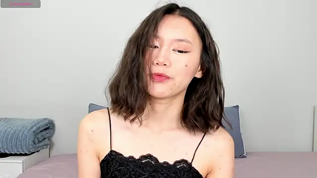 Kiraeko online show from May 2026 05:14:02 AM