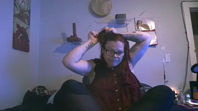 Snapshot of Sexymilf6992 chatting on August 2026 12:56:02 AM Sexymilf6992 online show from August 2026 12:56:02 AM