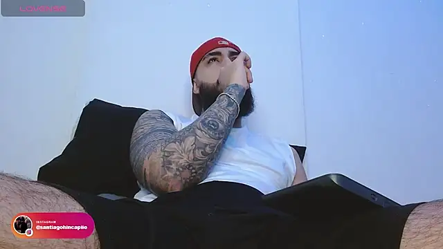 SantiagoHincapiie online show from April 2026 02:23:02 AM