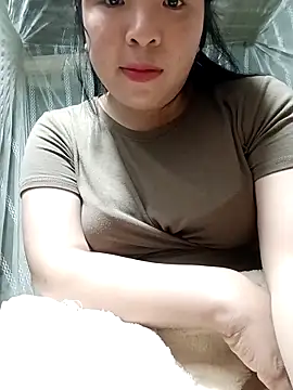 Snapshot of Lucky_girl_4 chatting on March 2026 03:50:01 PM Lucky girl 4 online show from March 2026 03:50:01 PM