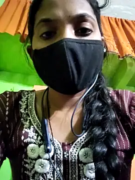 Cute aroshi online show from February 2026 05:45:02 PM