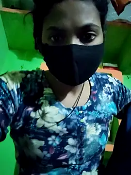 Cute aroshi online show from March 2026 04:35:02 PM