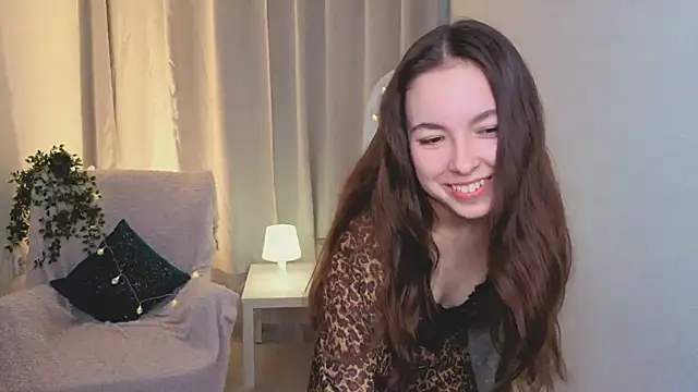 BellaThery online show from May 2026 05:23:02 AM