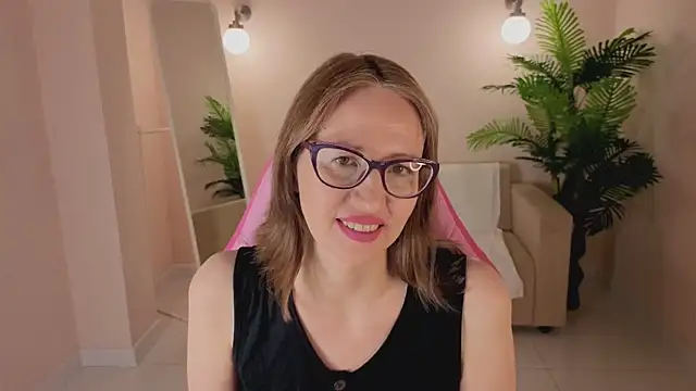 Snapshot of Elizabeth_Andersonn chatting on April 2026 08:48:01 AM Elizabeth Andersonn online show from April 2026 08:48:01 AM