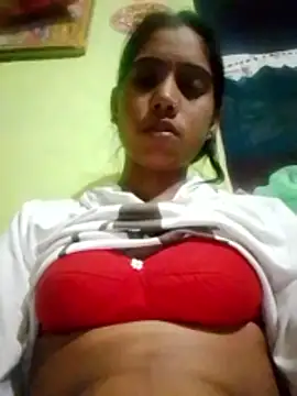 wifedesi7050 online show from April 2026 08:20:02 PM