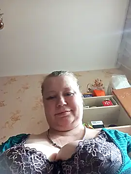 KiraStanton online show from May 2026 02:13:02 PM