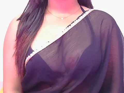 Snapshot of sunhari_girl chatting on February 2026 10:56:01 AM sunhari girl online show from February 2026 10:56:01 AM