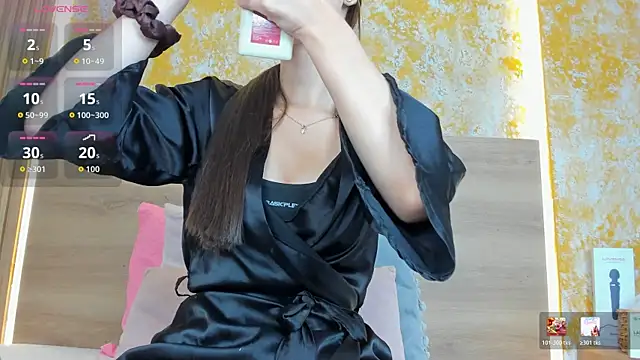 julietta pink online show from July 2026 12:03:02 PM