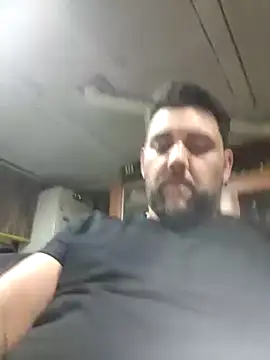 yomismo1986- online show from February 2026 03:01:01 PM