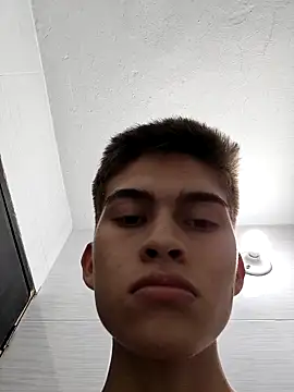 bbluchito online show from February 2026 04:11:01 AM