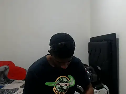 Snapshot of blackhorseet chatting on April 2026 10:54:02 PM blackhorseet online show from April 2026 10:54:02 PM