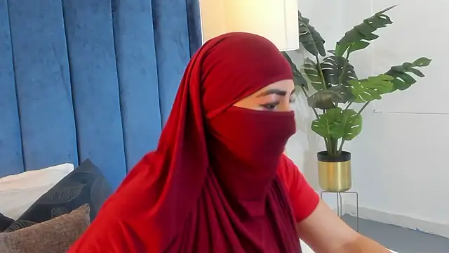 Snapshot of _jamiila chatting on February 2026 03:24:02 PM jamiila online show from February 2026 03:24:02 PM