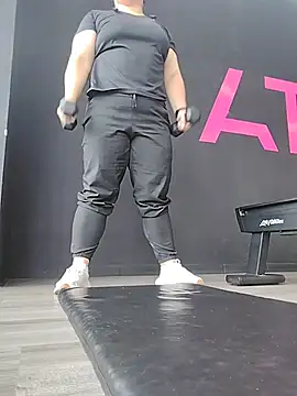 valen fetish online show from June 2026 03:29:02 PM