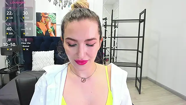 StellaAlluring online show from April 2026 07:47:02 AM