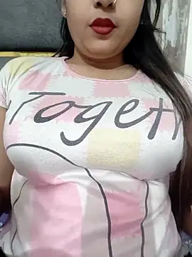 Snapshot of Shanaya-Hotty chatting on April 2026 08:39:02 PM Shanaya-Hotty online show from April 2026 08:39:02 PM