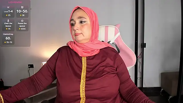 HijabiMilff online show from June 2026 02:52:01 PM