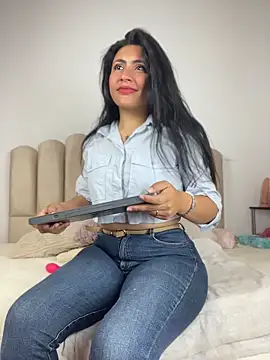 celeste z online show from April 2026 12:44:02 PM