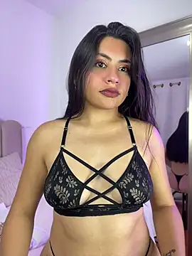 celeste z online show from August 2026 12:40:01 PM