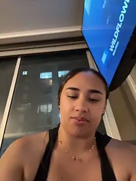 Eyssha online show from March 2026 02:18:01 AM