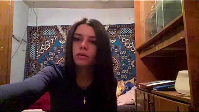 SunnyServano online show from April 2026 10:18:01 AM